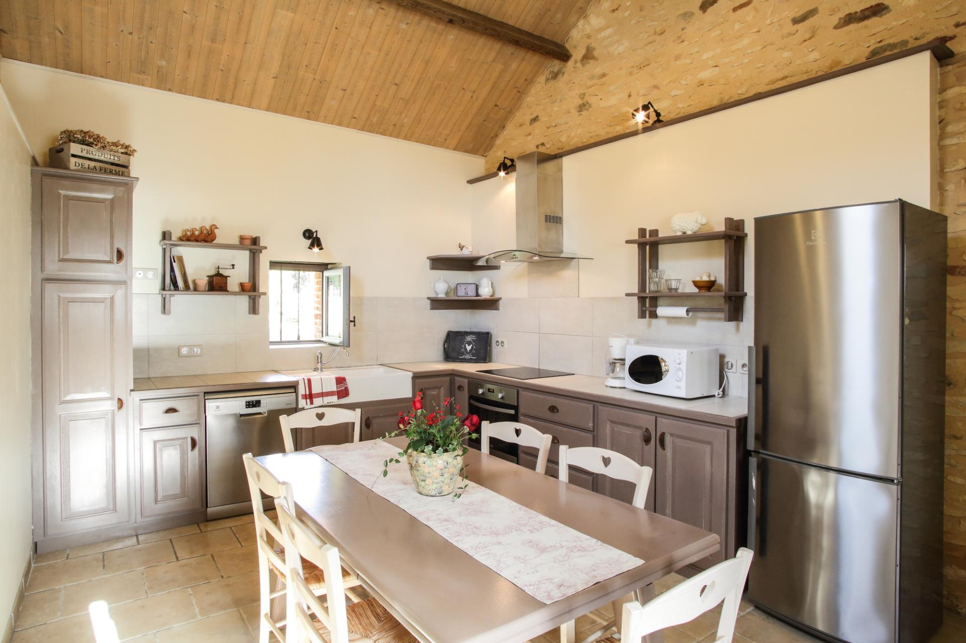 Grande cuisine Chez Félicie, équipée pour cuisiner